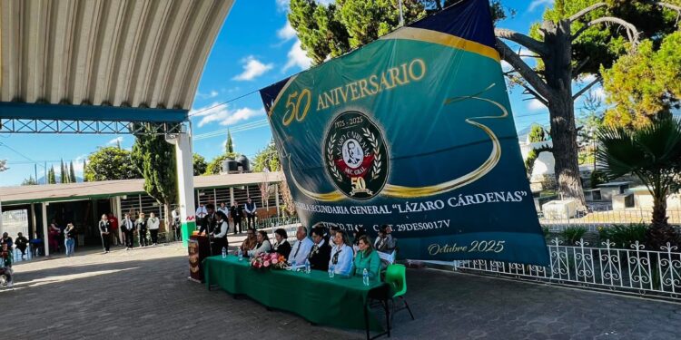 Inauguran actividades por el aniversario 50 de la escuela Lázaro Cárdenas en Ixtenco.
