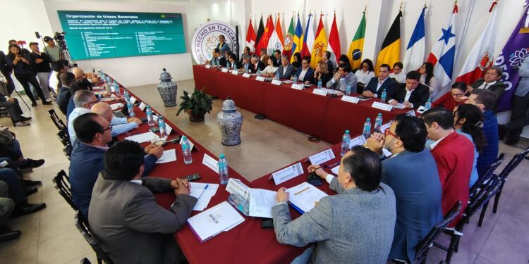 Tlaxcala impulsa visión regional en la revisión del T-MEC con foro de consulta