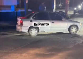 Impacta vehículo y motocicleta en Huamantla.