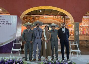 Tlaxcala celebra su herencia cultural con la presentación del libro “elementos básicos de equitación para la charrería”