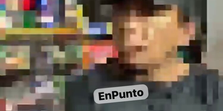 Padre e hijo presuntamente intentan robar en tienda de Huamantla, uno es retenido por vecinos.