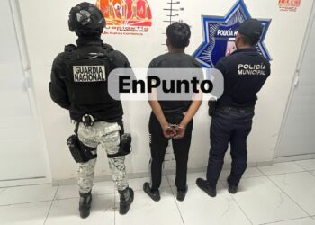 Guardia Nacional detiene a hombre y decomisa drog4s y una motocicleta en Cuapiaxtla