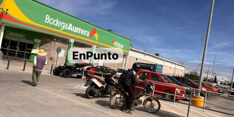 Detienen a presuntas farderas en Huamantla.