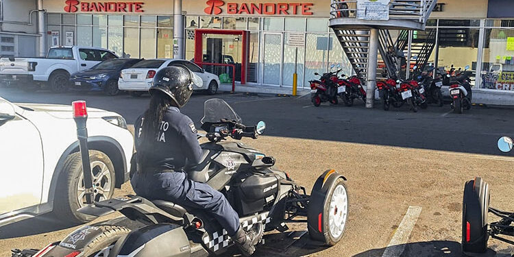 Invita la policía de Huamantla a solicitar acompañamiento bancario. 