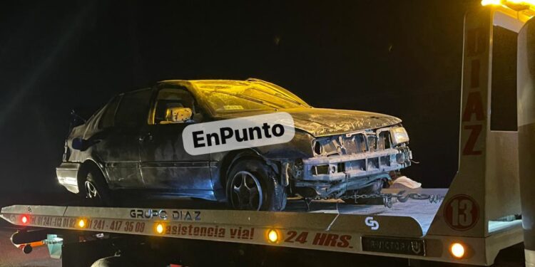 Un bache; posible causante de volcadura en Huamantla.
